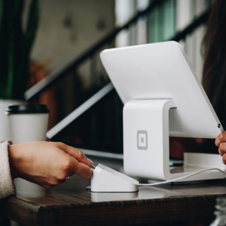 Five Top Tips for Managing a Successful POS Implementation in Furniture Retail Stores